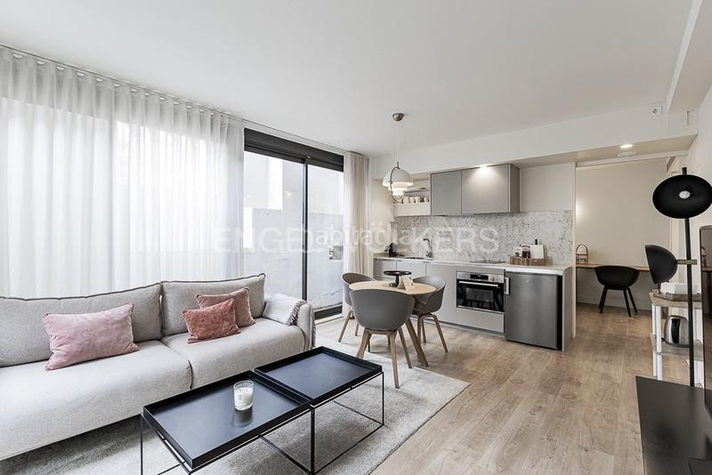 Foto 3458b261-ec1c-4102-ab58-29e27c7ae447. Lloguer apartament amb calefacció aparcament a Dreta de l´Eixample Barcelona