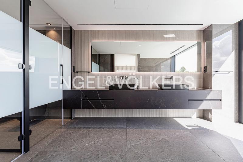 Foto 2513dc0d-ec16-41e6-8b49-db29bbf58813. House with heating pool in Sarrià Barcelona