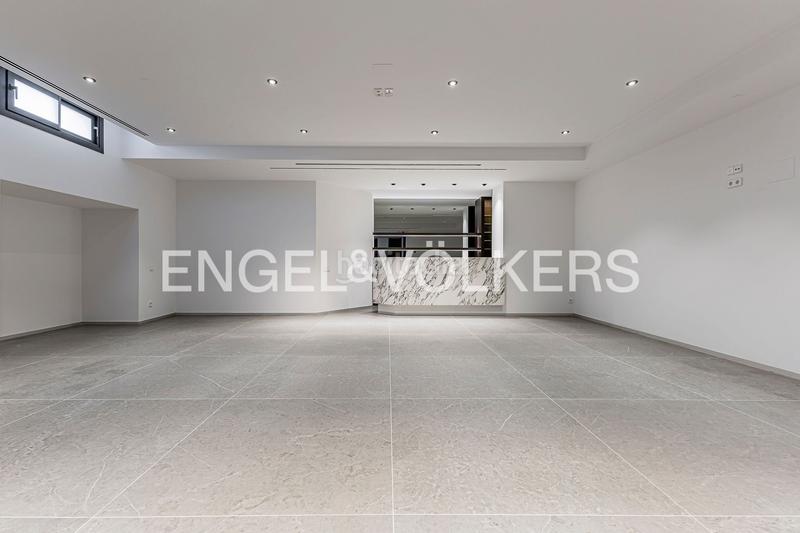 Foto bc35335a-6c51-484c-91ba-ca21962f4047. House with heating pool in Sarrià Barcelona