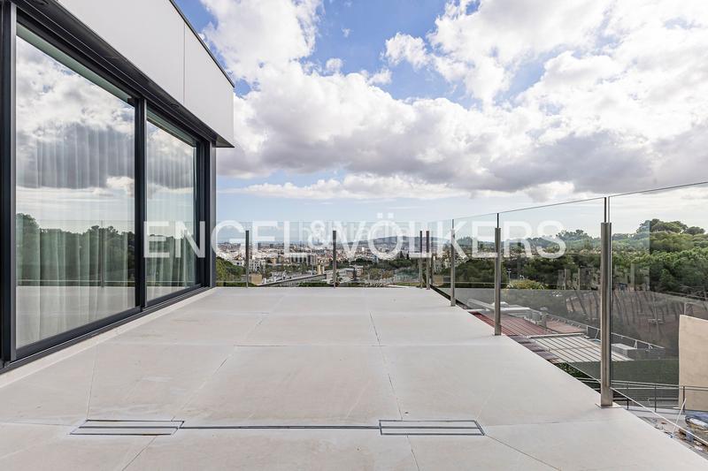 Foto c75c0ff6-bd57-4ce4-8324-76a00c66b5b9. House with heating pool in Sarrià Barcelona