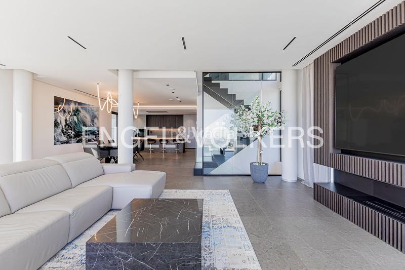 Foto d3cf1fd6-7157-4e74-8b3d-8bea4a969e4c. House with heating pool in Sarrià Barcelona