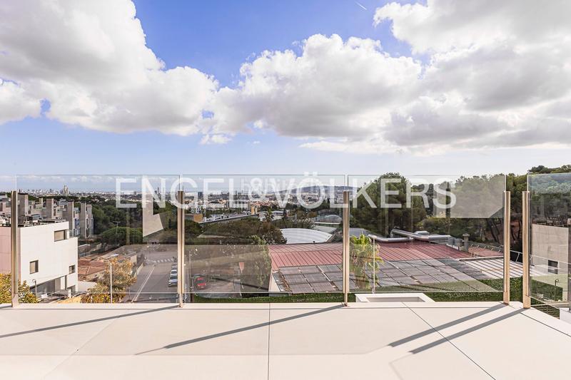 Foto eab9cfd2-10bb-4354-9ea3-a4d360e4a94b. House with heating pool in Sarrià Barcelona