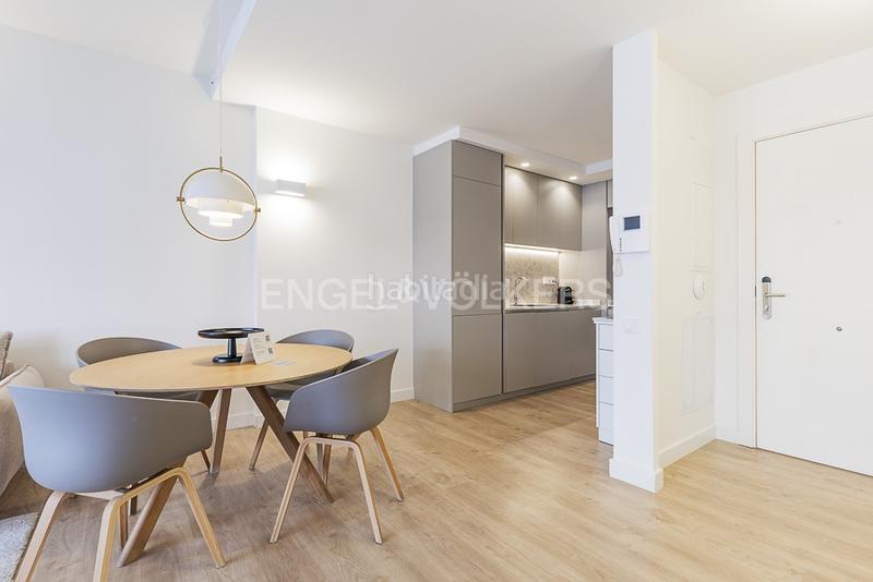 Foto 10ebcb66-5dbe-4f0d-b4b3-dd0ca49d281f. Rent apartment with heating in Dreta de l´Eixample Barcelona