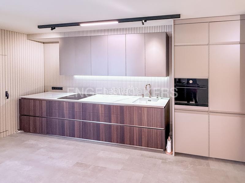 Foto 70f5e2cf-391b-435a-9964-14a48474f8b2. Rent apartment with heating parking pool in Gava Mar Gavà