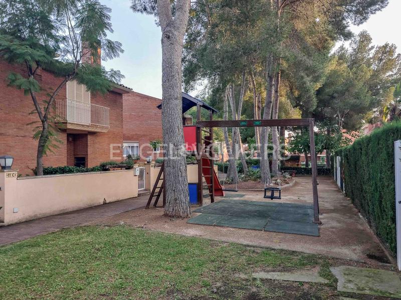 Foto fcc8b082-ea09-461b-ab40-858cd16ff7d3. Lloguer casa adossada amb calefacció piscina a La Mora Tarragona