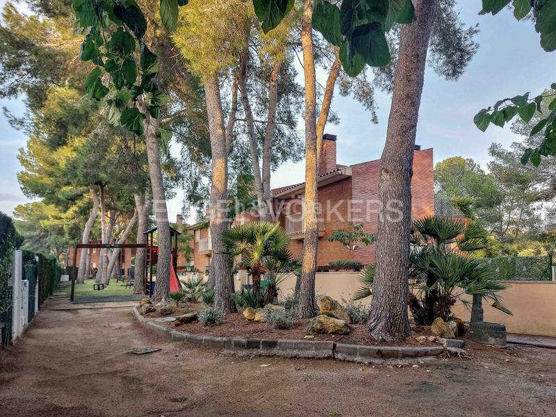 Foto 6f644b41-07cc-4874-85d4-da53946687b5. Rent semi detached house with heating pool in La Mora Tarragona