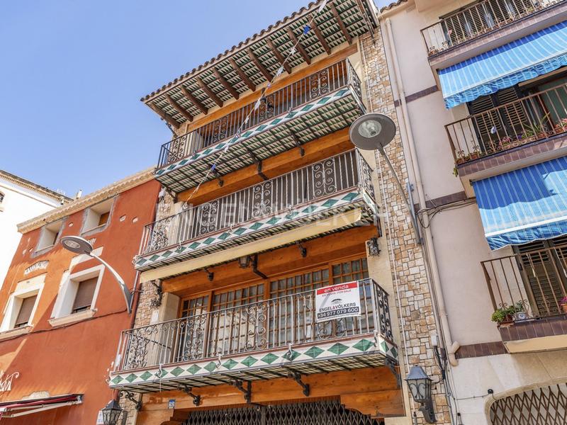 Foto ee07a528-f800-42cb-87a7-be836db1d0cc. Casa edificio emblemático en el centro antiguo en Torredembarra