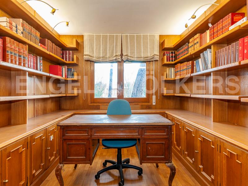 Foto 32613e07-307b-40e3-9654-efdf4511cba4. Casa amb calefacció aparcament piscina a Golf-Can Trabal Sant Cugat del Vallès