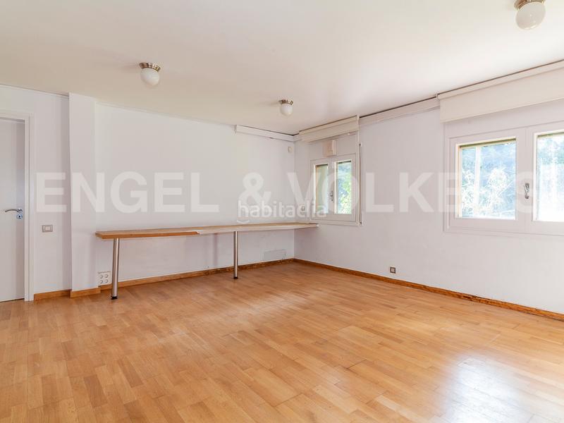 Foto 53e16133-bbd2-422f-86c5-8a585c4447c7. Casa amb calefacció aparcament piscina a Golf-Can Trabal Sant Cugat del Vallès