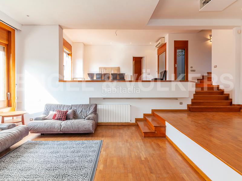 Foto 559fa4cd-aab9-461b-9553-f9c824f88659. Casa amb calefacció aparcament piscina a Golf-Can Trabal Sant Cugat del Vallès