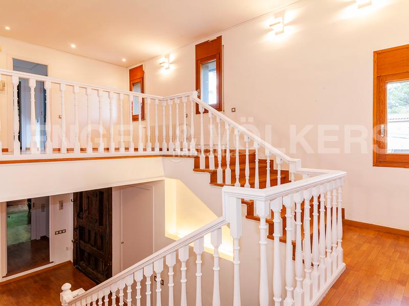 Foto 7a6be9fb-ef9c-4e04-b52b-20991fb5ffe3. Casa amb calefacció aparcament piscina a Golf-Can Trabal Sant Cugat del Vallès