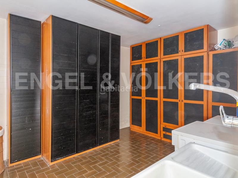 Foto 8b3b6d09-b9d4-4ec9-b1c6-8df0d2513dae. Casa amb calefacció aparcament piscina a Golf-Can Trabal Sant Cugat del Vallès