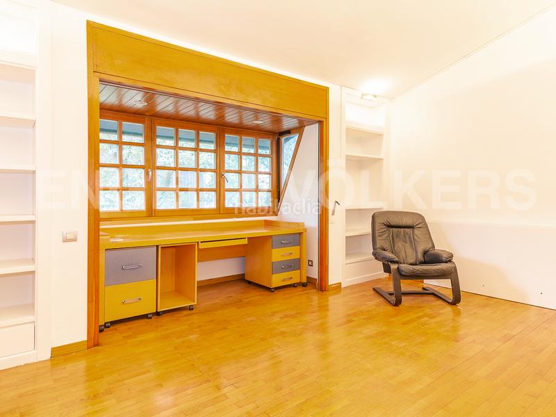 Foto 8bfd3a0c-b57c-452f-9479-d1ee2a43ec3c. Casa amb calefacció aparcament piscina a Golf-Can Trabal Sant Cugat del Vallès