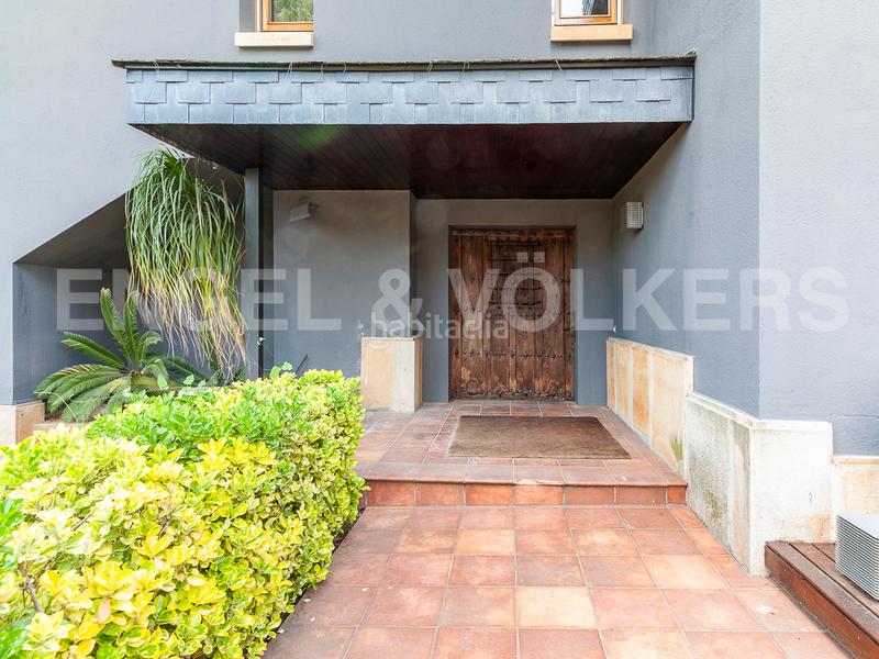 Foto 9e090abc-4bcd-407c-8b87-e3f9c7a3f633. Casa amb calefacció aparcament piscina a Golf-Can Trabal Sant Cugat del Vallès