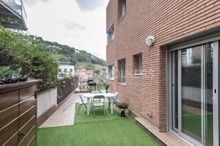 Apartament a Vallcarca - Penitents. Perfecta planta baja en un entorno de naturaleza