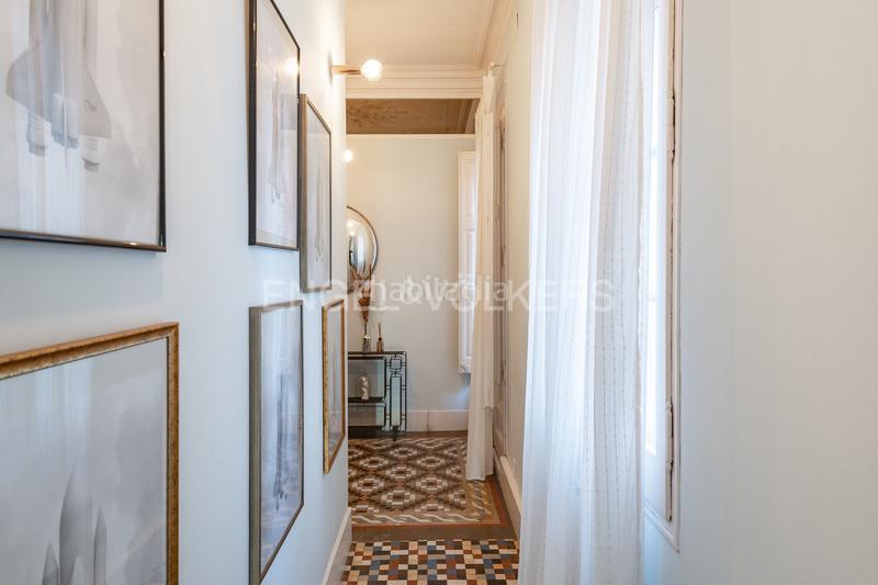 Foto 2078589b-af3e-41cf-a43c-99dda4ee2fe3. Apartament amb calefacció a Vila de Gràcia Barcelona