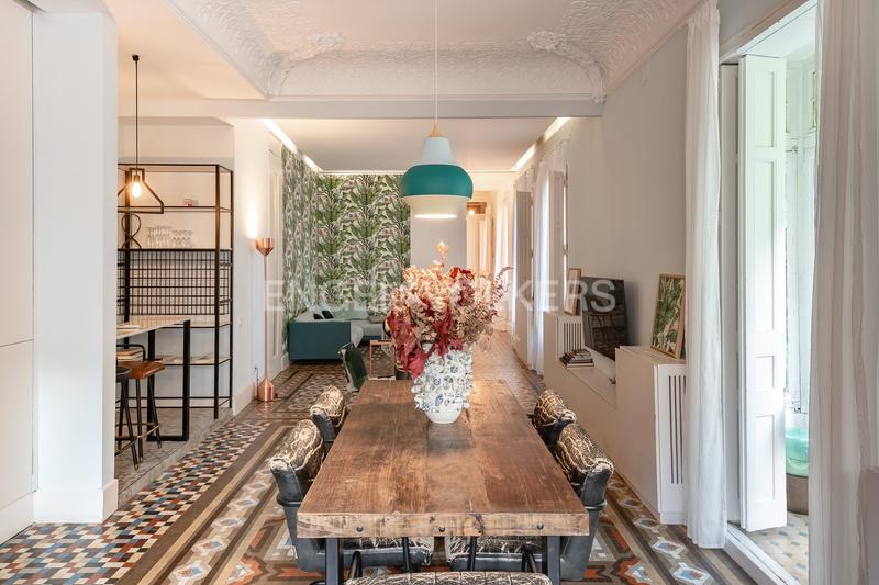 Foto 43d8e265-2e7b-4b03-9170-f7908188b041. Apartament amb calefacció a Vila de Gràcia Barcelona