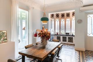Appartement à Vila de Gràcia. Piso turístico con terraza con inmejorable ubicación