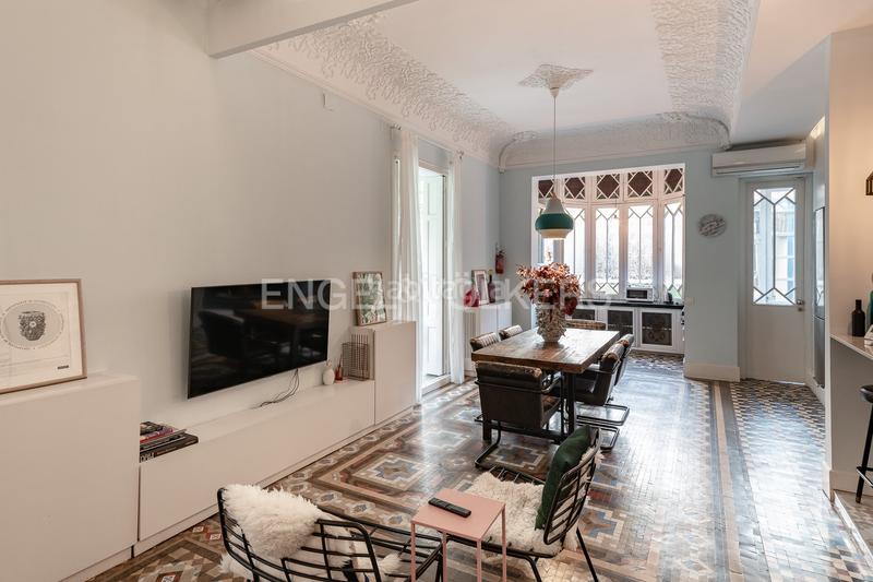 Foto d9e82c02-059f-42d6-9a60-15cb173abe02. Apartament amb calefacció a Vila de Gràcia Barcelona