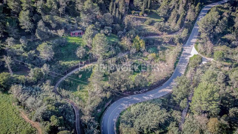 Foto cc9a9288-ee42-41f2-877e-7a1a31dbf60e. Terreno residenziale in Castellví de Rosanes