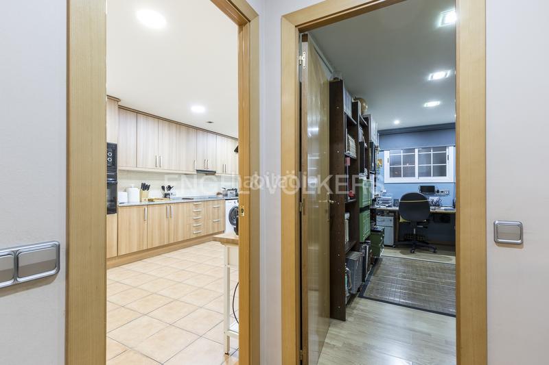 Foto 26556dae-c784-407a-a38f-da839cff0845. Apartamento amplio piso reformado en poble sec en Barcelona