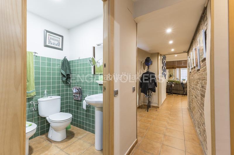 Foto d5591794-0fe4-446c-954f-ddc813c7cdc5. Apartamento amplio piso reformado en poble sec en Barcelona