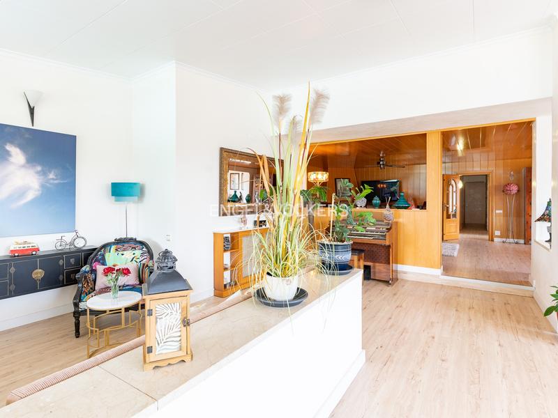 Foto 0eb4b459-a4d6-4676-b227-a82907f2eaa5. Haus mit heizung parking pool in Canovelles