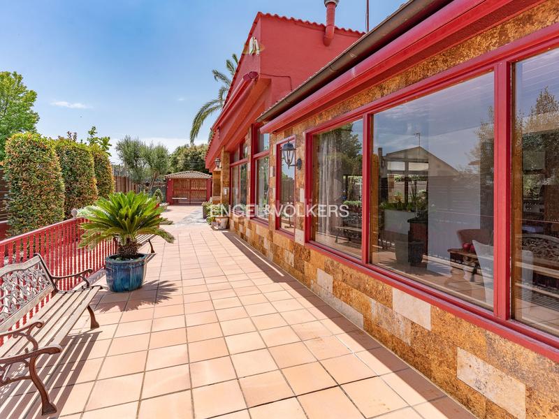 Foto 976ebc30-c053-48fc-8225-551c2d370cd4. Haus mit heizung parking pool in Canovelles