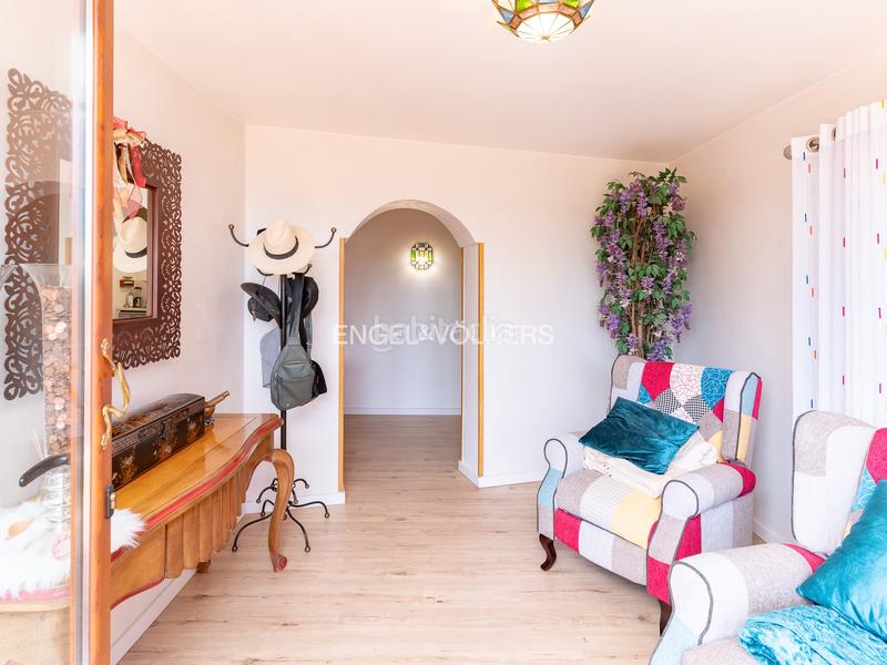 Foto f39480b2-8bad-4c4a-97d9-7dd58a657c74. Haus mit heizung parking pool in Canovelles