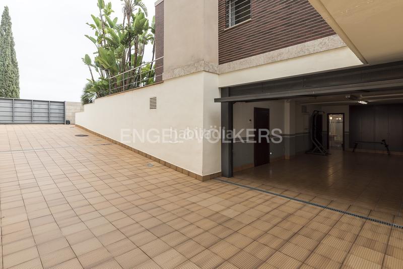 Foto 1427e2ae-8659-41db-9148-f9851161e869. Casa con riscaldamento parcheggio piscina in L´Aragai Vilanova i la Geltrú