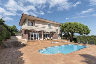 Casa a L´Aragai. Villa de ensueño con dos parcelas en excelente ubicación