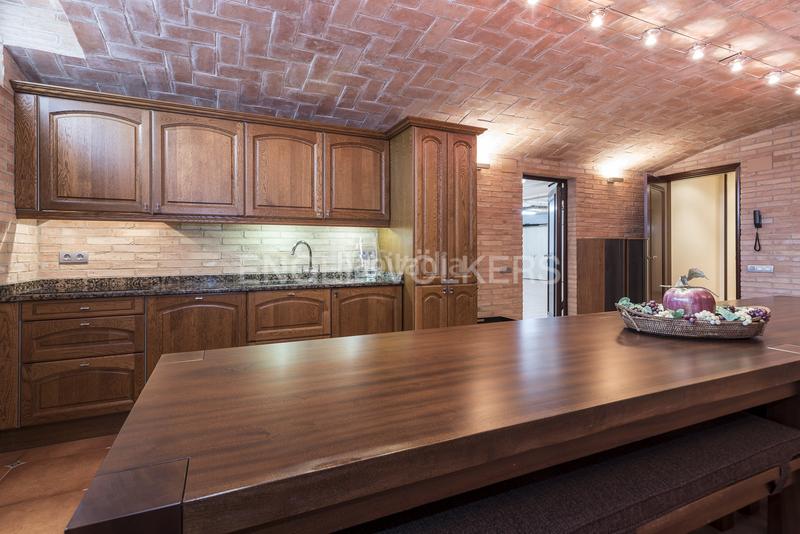 Foto cac70399-91b6-4279-8248-153b245fa905. Casa con riscaldamento parcheggio piscina in L´Aragai Vilanova i la Geltrú