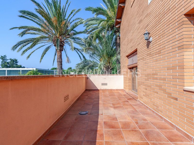 Foto 17e4d6e9-a686-4119-b1b6-4ff5f927776a. Casa amb calefacció piscina a Bellamar Castelldefels