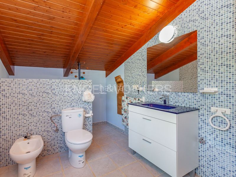 Foto 47889a03-fdf8-4a55-b8ce-2a0a4adcfecf. Casa amb calefacció piscina a Bellamar Castelldefels