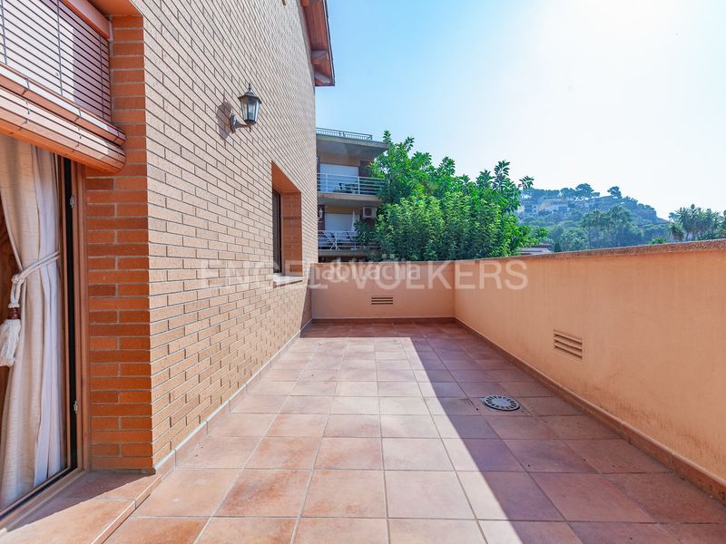 Foto 7605854a-8e50-4160-a1d6-0bd3c6618561. Casa amb calefacció piscina a Bellamar Castelldefels