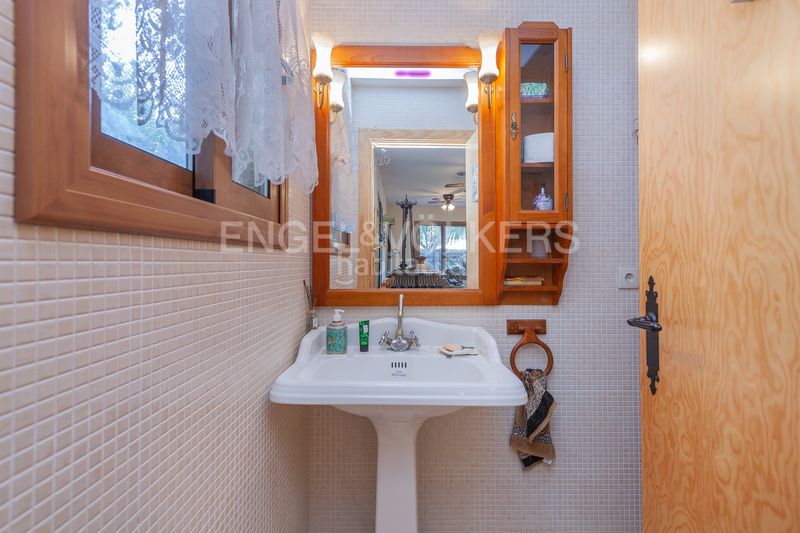 Foto 784c11d8-5257-4169-a7b5-51a11f7e1176. Casa amb calefacció piscina a Bellamar Castelldefels