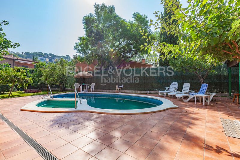 Foto 7b054bd7-ca60-4271-a520-c6b5a6244e5d. Casa amb calefacció piscina a Bellamar Castelldefels