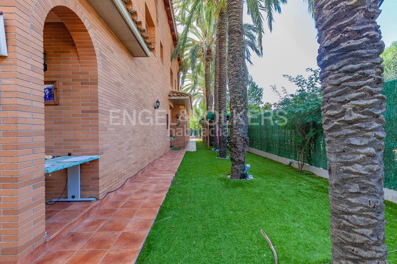 Foto dca3d97d-ca32-4e9d-9350-3bd4de7ccff1. Casa amb calefacció piscina a Bellamar Castelldefels