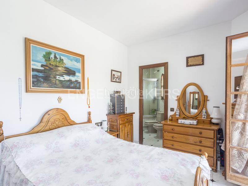 Foto 382972df-f29f-4a44-95ab-2019c39e455d. Casa  unifamiliar a 2 kms de la playa! en Cunit residencial Cunit