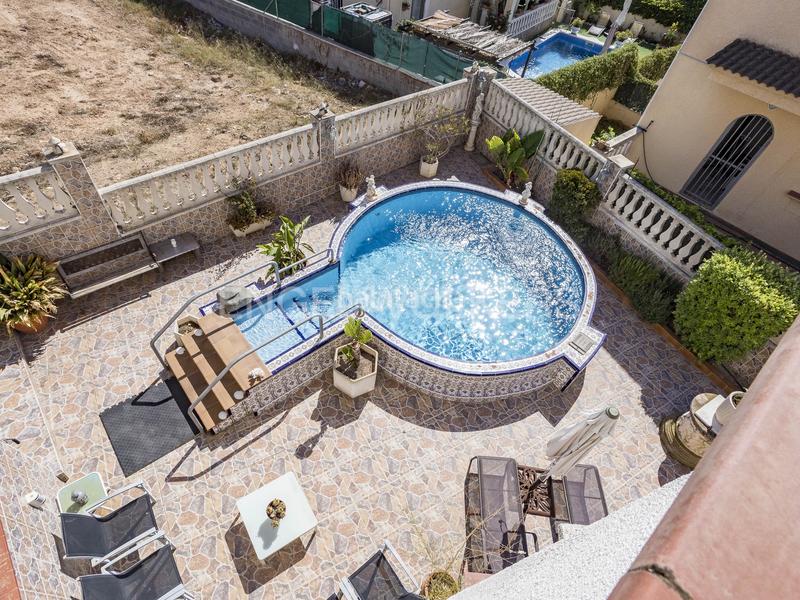 Foto 5bfcad55-f2e2-4990-8302-ab7a1d019f30. Casa  unifamiliar a 2 kms de la playa! en Cunit residencial Cunit