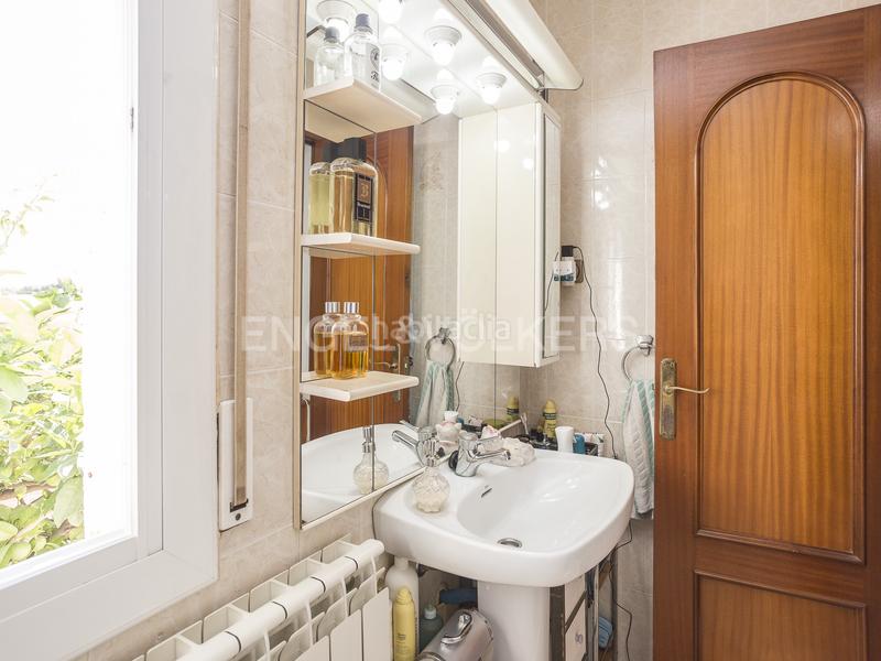Foto 724a3839-745e-4907-83c4-0016e4d97977. Casa  unifamiliar a 2 kms de la playa! en Cunit residencial Cunit