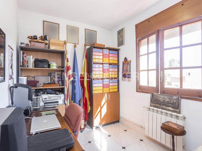 Foto a351bfe6-39d0-4c52-ba8f-036976895b0b. Casa  unifamiliar a 2 kms de la playa! en Cunit residencial Cunit
