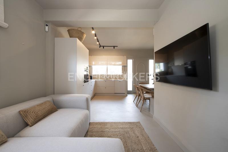 Foto 94dd3c8c-8add-46c3-bcef-bcdf5d31c76d. Miete appartement mit heizung in Lluminetes Castelldefels