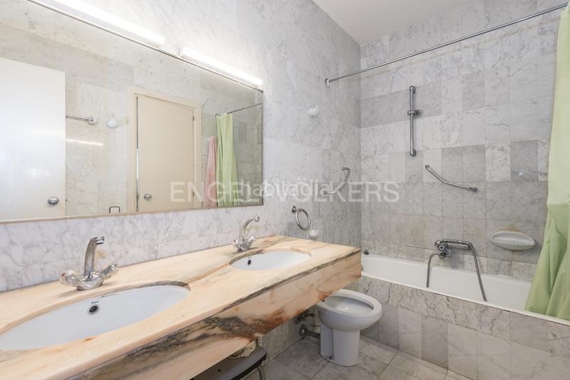 Foto 2b667a8a-e520-431c-a784-09ceac9f4cb6. Maison avec chauffage parking piscine dans Urbanitzacions de Llevant Tarragona