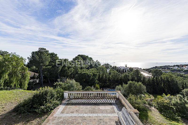 Foto 4dca16b5-3d5e-4e1c-b1a1-d01a8d676b3c. Maison avec chauffage parking piscine dans Urbanitzacions de Llevant Tarragona
