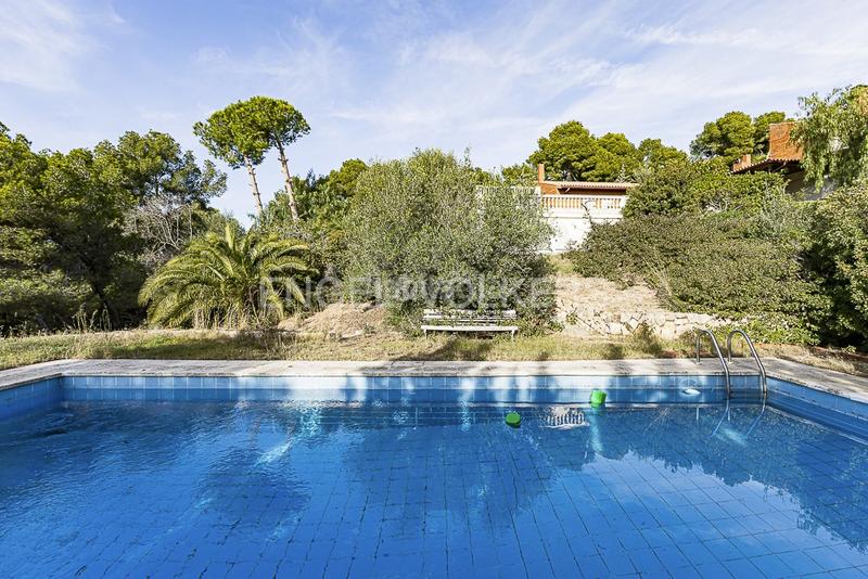 Foto 59e1f672-de25-45aa-b1b9-5d0685704b26. Maison avec chauffage parking piscine dans Urbanitzacions de Llevant Tarragona