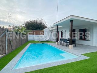Location Maison à Vallpineda - Rocamar. Magnífica casa en sant pere de ribes