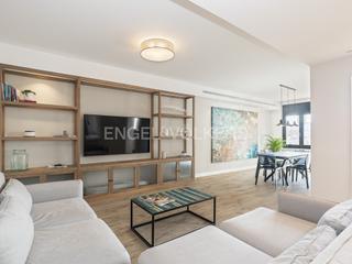 Alquiler Apartamento  Arago. Magnifico piso al lado del paseo de gracia