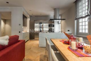 Apartament a St. Pere - Sta. Caterina - El Born. Lujoso piso reformado en finca regia del centro de barcelona