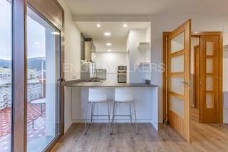 Appartement in Caldes de Montbui. Espectacular piso con terraza y garaje en caldes de montbui